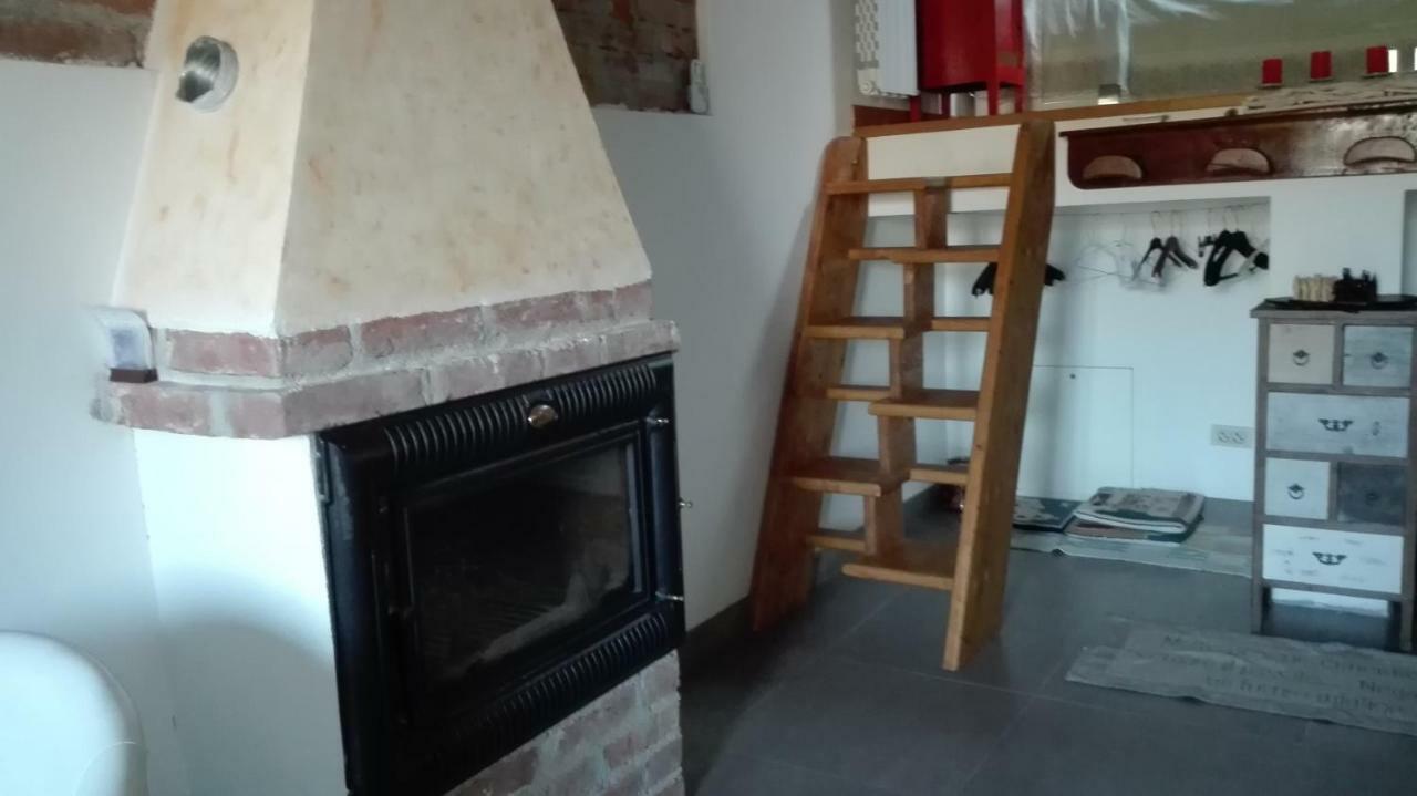 Appartement La Casa Nel Sole à Alexandrie Extérieur photo